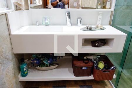 Casa à venda com 130m², 2 quartos e 3 vagas Casa à venda com 130m², 2 quartos e 3 vagasBanheiro da Suíte 2