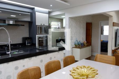 Casa à venda com 130m², 2 quartos e 3 vagas Casa à venda com 130m², 2 quartos e 3 vagasCozinha