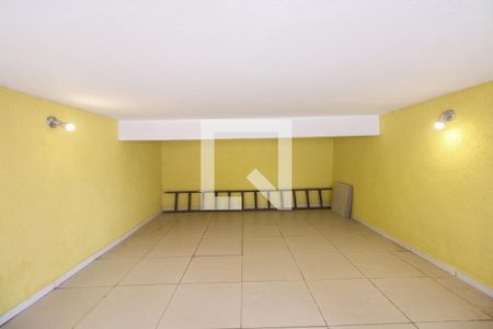 Casa para alugar com 150m², 2 quartos e 1 vaga Casa para alugar com 150m², 2 quartos e 1 vagaGaragem