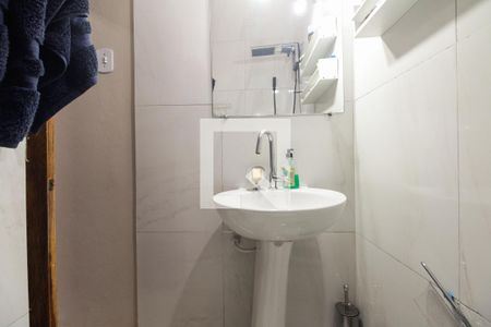 Casa para alugar com 150m², 2 quartos e 1 vaga Casa para alugar com 150m², 2 quartos e 1 vagaBanheiro Suíte