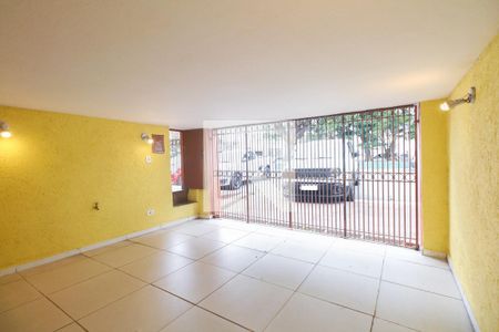Casa para alugar com 150m², 2 quartos e 1 vaga Casa para alugar com 150m², 2 quartos e 1 vagaGaragem