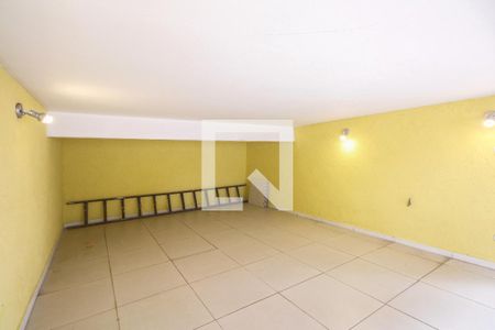 Casa para alugar com 150m², 2 quartos e 1 vaga Casa para alugar com 150m², 2 quartos e 1 vagaGaragem