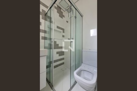 Apartamento à venda com 100m², 2 quartos e 2 vagasBanheiro da suíte