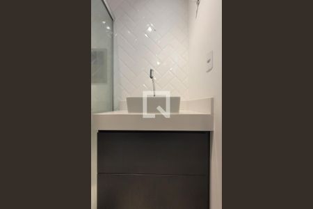 Apartamento à venda com 100m², 2 quartos e 2 vagasBanheiro da suíte 2