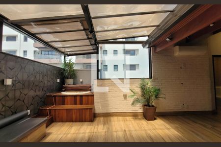 Apartamento à venda com 100m², 2 quartos e 2 vagasCobertura