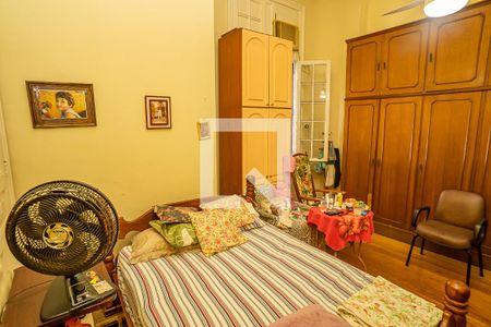 Apartamento à venda com 170m², 4 quartos e sem vagaQuarto 1