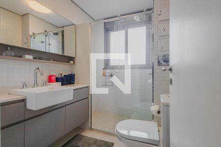 Apartamento à venda com 203m², 3 quartos e 3 vagasBanheiro da Suíte 2