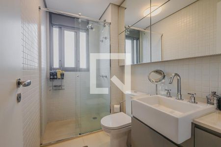 Apartamento à venda com 203m², 3 quartos e 3 vagasBanheiro da Suíte 1