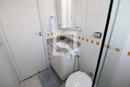 Casa de condomínio à venda com 155m², 3 quartos e 2 vagasBanheiro 2