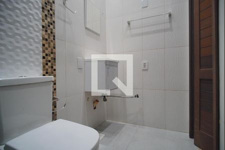 Casa à venda com 220m², 3 quartos e 4 vagas Casa à venda com 220m², 3 quartos e 4 vagasBanheiro 2