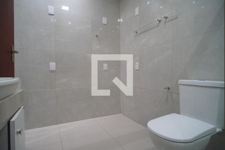 Casa à venda com 220m², 3 quartos e 4 vagas Casa à venda com 220m², 3 quartos e 4 vagasBanheiro da Suíte