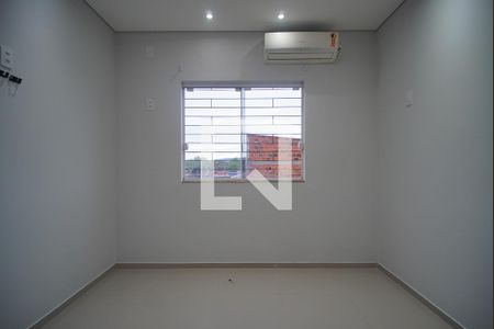 Casa à venda com 220m², 3 quartos e 4 vagas Casa à venda com 220m², 3 quartos e 4 vagasQuarto 2