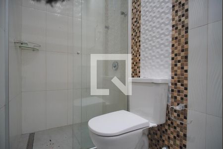 Casa à venda com 220m², 3 quartos e 4 vagas Casa à venda com 220m², 3 quartos e 4 vagasBanheiro 2