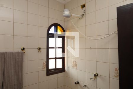 Casa à venda com 250m², 5 quartos e 2 vagasBanheiro 2