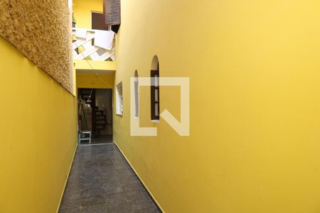 Casa à venda com 250m², 5 quartos e 2 vagasCorredor lateral