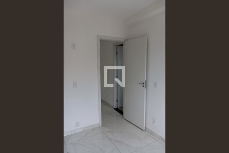 Quarto  de apartamento à venda com 1 quarto, 30m² em Km 18, Osasco