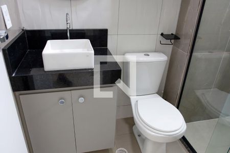 Banheiro de apartamento à venda com 1 quarto, 30m² em Km 18, Osasco