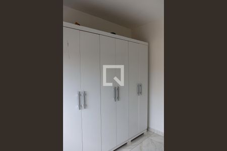 Quarto  de apartamento à venda com 1 quarto, 30m² em Km 18, Osasco