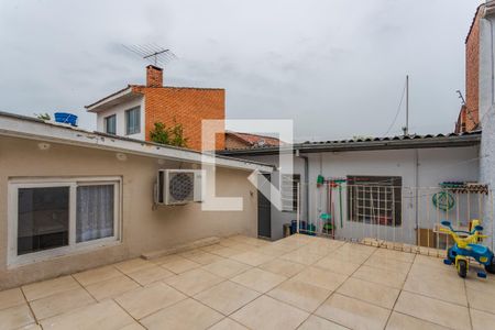 Casa à venda com 250m², 3 quartos e 3 vagasQuintal