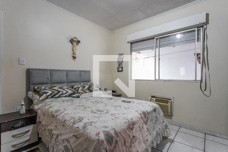 Suíte de casa à venda com 3 quartos, 250m² em Jardim Sabará, Porto Alegre