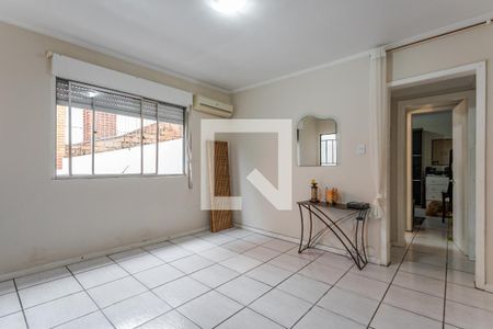 Sala 2 de casa à venda com 3 quartos, 250m² em Jardim Sabará, Porto Alegre