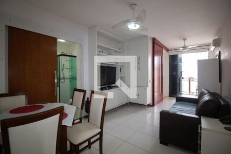 Sala de apartamento para alugar com 1 quarto, 55m² em Ipanema, Rio de Janeiro