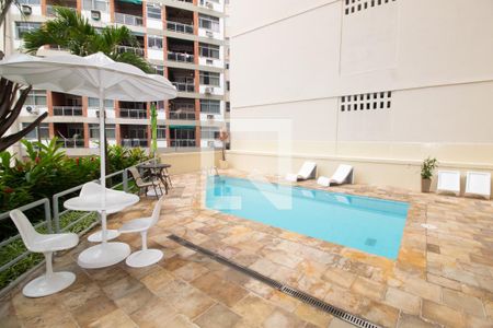 Apartamento para alugar com 55m², 1 quarto e 1 vaga Apartamento para alugar com 55m², 1 quarto e 1 vagaÁrea comum - piscina