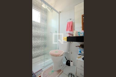 Casa à venda com 182m², 3 quartos e 5 vagasBanheiro da Suíte 1