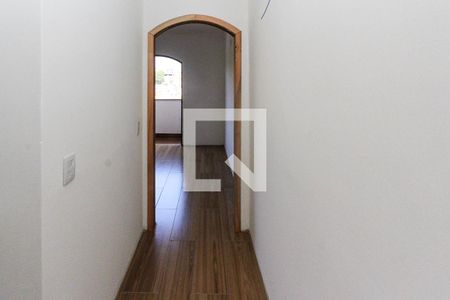 Casa à venda com 170m², 3 quartos e 3 vagasCorredor