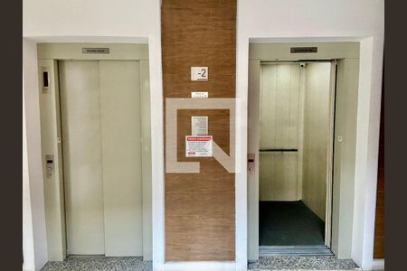 Apartamento à venda com 31m², 1 quarto e 1 vagaÁrea comum