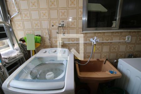 Apartamento à venda com 92m², 2 quartos e 1 vagaÁrea de Serviço