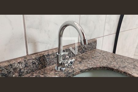 Apartamento à venda com 60m², 2 quartos e 1 vaga Apartamento à venda com 60m², 2 quartos e 1 vagaBanheiro 2