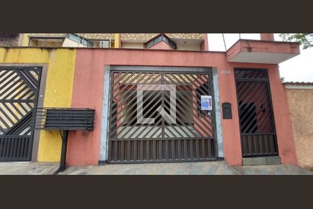 Apartamento à venda com 60m², 2 quartos e 1 vaga Apartamento à venda com 60m², 2 quartos e 1 vagaFachada