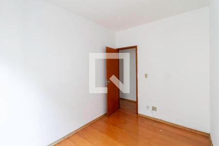 Quarto 1 de apartamento para alugar com 2 quartos, 51m² em Castelo, Belo Horizonte