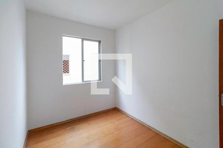 Quarto 1 de apartamento para alugar com 2 quartos, 51m² em Castelo, Belo Horizonte