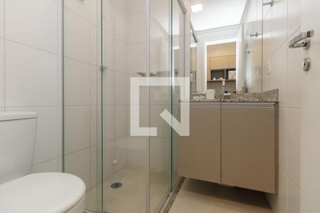 Banheiro de kitnet/studio para alugar com 1 quarto, 20m² em Centro, São Paulo