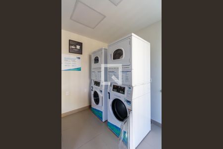 Studio para alugar com 20m², 1 quarto e sem vaga Studio para alugar com 20m², 1 quarto e sem vagaÁrea comum - Lavanderia