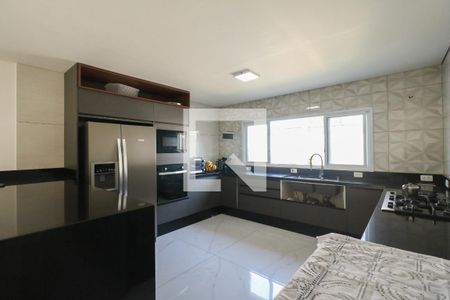 Casa à venda com 330m², 4 quartos e 3 vagasCozinha