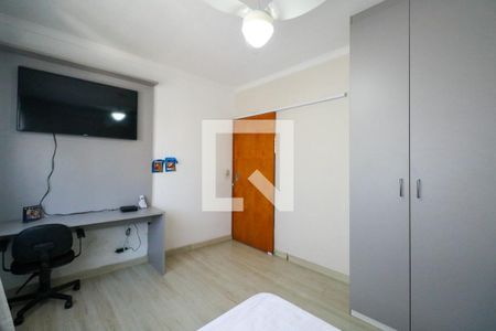 Casa à venda com 330m², 4 quartos e 3 vagasQuarto 2