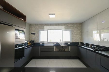 Casa à venda com 330m², 4 quartos e 3 vagasCozinha