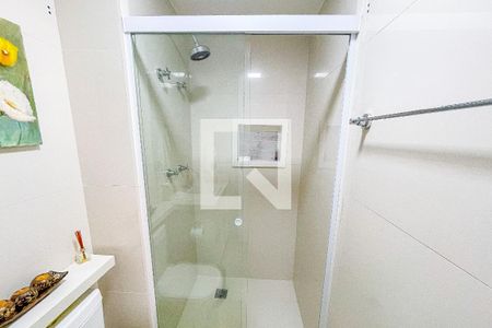 Apartamento para alugar com 74m², 2 quartos e 2 vagas Apartamento para alugar com 74m², 2 quartos e 2 vagasBanheiro