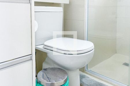 Apartamento para alugar com 74m², 2 quartos e 2 vagas Apartamento para alugar com 74m², 2 quartos e 2 vagasBanheiro da Suíte