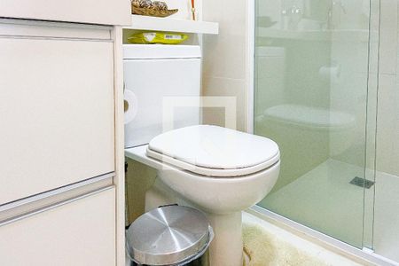 Apartamento para alugar com 74m², 2 quartos e 2 vagas Apartamento para alugar com 74m², 2 quartos e 2 vagasBanheiro