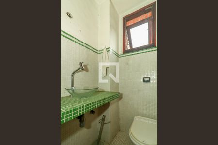 Apartamento à venda com 283m², 4 quartos e 3 vagas Apartamento à venda com 283m², 4 quartos e 3 vagasLavabo