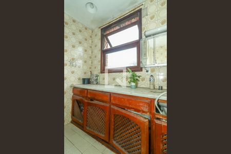 Apartamento à venda com 283m², 4 quartos e 3 vagas Apartamento à venda com 283m², 4 quartos e 3 vagasBanheiro da Suíte