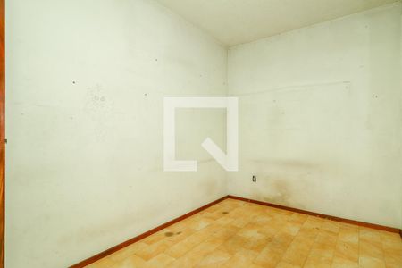 Apartamento à venda com 283m², 4 quartos e 3 vagas Apartamento à venda com 283m², 4 quartos e 3 vagasQuarto de Serviço