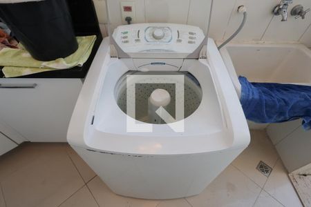 Apartamento à venda com 400m², 4 quartos e 5 vagas Apartamento à venda com 400m², 4 quartos e 5 vagasÁrea de serviço