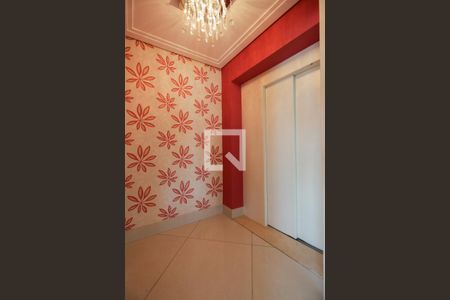 Apartamento à venda com 400m², 4 quartos e 5 vagas Apartamento à venda com 400m², 4 quartos e 5 vagasHall exclusivo