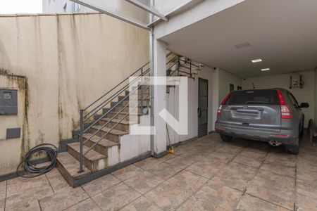 Casa à venda com 144m², 3 quartos e 2 vagas Casa à venda com 144m², 3 quartos e 2 vagasEntrada - Garagem