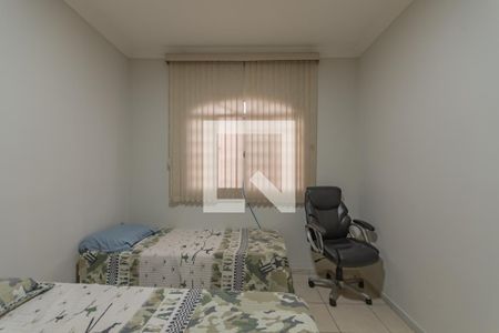 Casa à venda com 144m², 3 quartos e 2 vagas Casa à venda com 144m², 3 quartos e 2 vagasQuarto 2